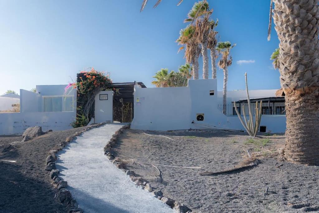 Апартаменты Casa Sirena Коста-Тегисе Экстерьер фото